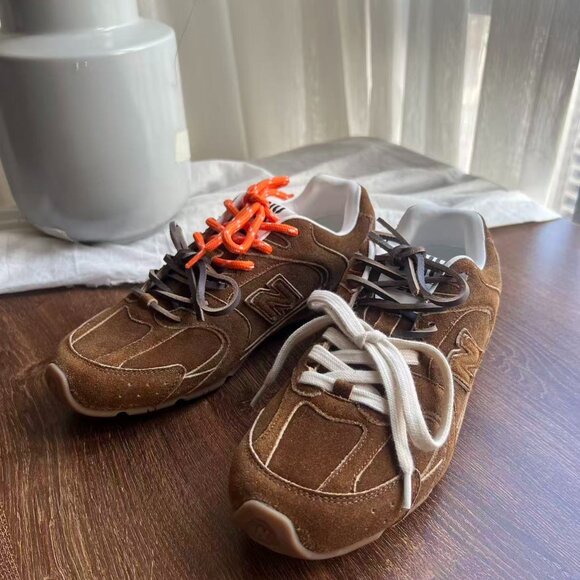 Miu Miu & New Balance 530 SL suede sneakers in Cinnamon - Picture 1 of 8
